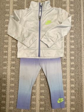 Nike Toddler Girl 2T Jacket & Blue-to-Purple Gradient Leggings Neon Logo